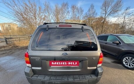 Ford Escape II, 2005 год, 550 000 рублей, 6 фотография