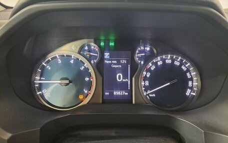 Toyota Land Cruiser Prado 150 рестайлинг 2, 2018 год, 4 699 000 рублей, 16 фотография