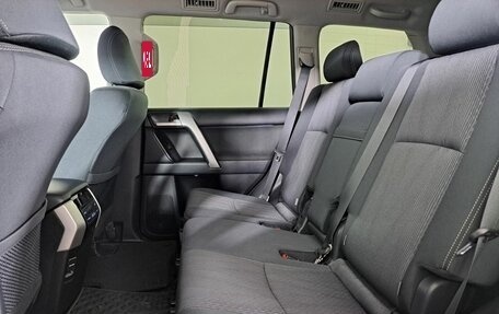 Toyota Land Cruiser Prado 150 рестайлинг 2, 2018 год, 4 699 000 рублей, 15 фотография