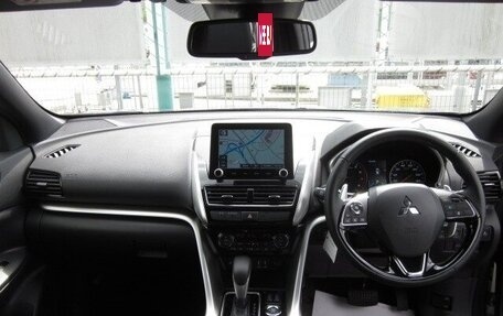 Mitsubishi Eclipse Cross, 2022 год, 1 650 000 рублей, 8 фотография