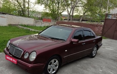 Mercedes-Benz E-Класс, 1997 год, 420 000 рублей, 1 фотография