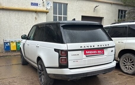 Land Rover Range Rover IV рестайлинг, 2020 год, 7 200 000 рублей, 2 фотография