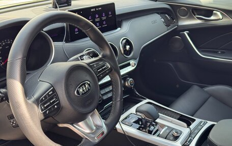 KIA Stinger I, 2021 год, 3 750 000 рублей, 18 фотография
