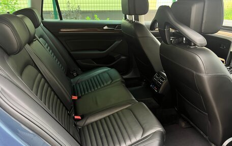 Volkswagen Passat B8 рестайлинг, 2015 год, 1 450 000 рублей, 10 фотография