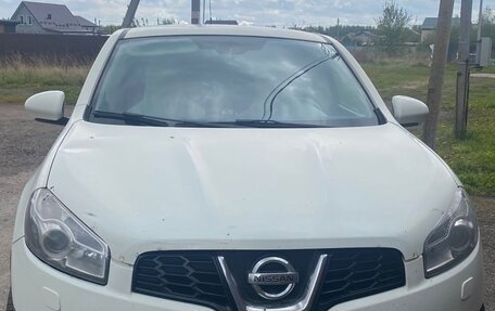 Nissan Qashqai, 2010 год, 850 000 рублей, 3 фотография
