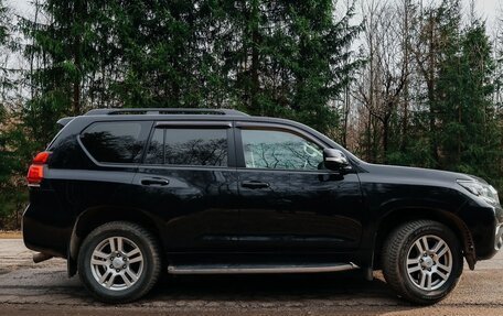 Toyota Land Cruiser Prado 150 рестайлинг 2, 2013 год, 2 550 000 рублей, 2 фотография