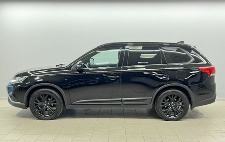 Mitsubishi Outlander III рестайлинг 3, 2020 год, 2 095 000 рублей, 3 фотография