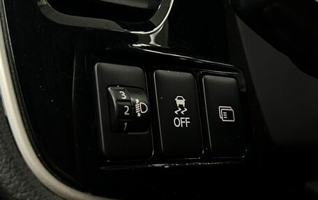 Mitsubishi Outlander III рестайлинг 3, 2020 год, 2 095 000 рублей, 14 фотография