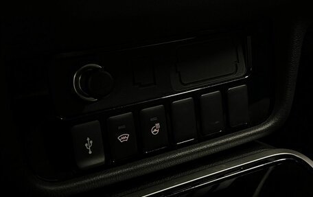 Mitsubishi Outlander III рестайлинг 3, 2020 год, 2 095 000 рублей, 20 фотография