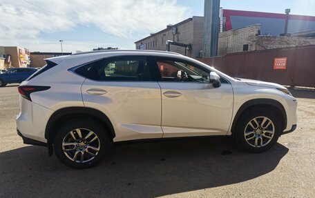 Lexus NX I, 2017 год, 2 600 000 рублей, 8 фотография