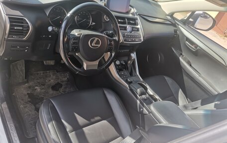 Lexus NX I, 2017 год, 2 600 000 рублей, 16 фотография