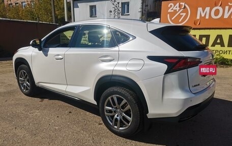 Lexus NX I, 2017 год, 2 600 000 рублей, 14 фотография