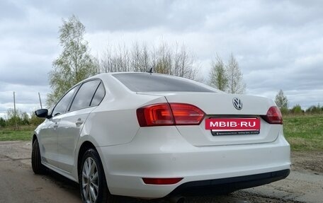 Volkswagen Jetta VI, 2014 год, 950 000 рублей, 4 фотография