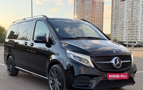 Mercedes-Benz V-Класс, 2019 год, 5 100 000 рублей, 2 фотография
