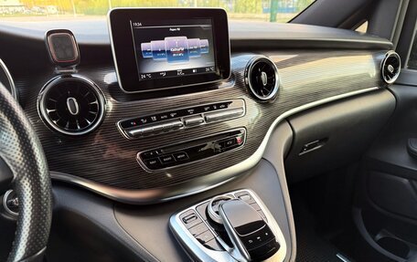 Mercedes-Benz V-Класс, 2019 год, 5 100 000 рублей, 30 фотография