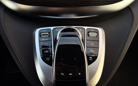 Mercedes-Benz V-Класс, 2019 год, 5 100 000 рублей, 31 фотография