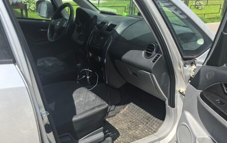 Suzuki SX4 II рестайлинг, 2011 год, 1 000 000 рублей, 12 фотография