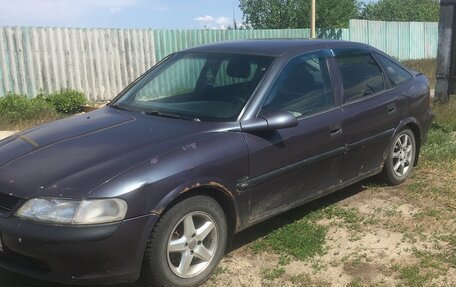 Opel Vectra B рестайлинг, 1997 год, 220 000 рублей, 3 фотография