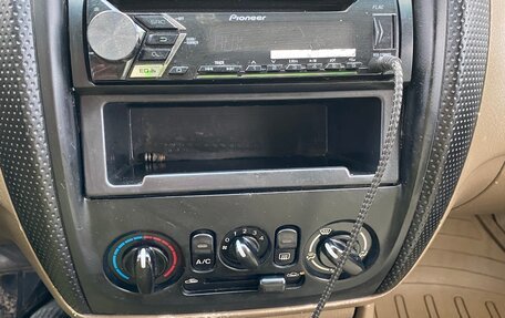 Mazda 323, 1999 год, 199 000 рублей, 4 фотография