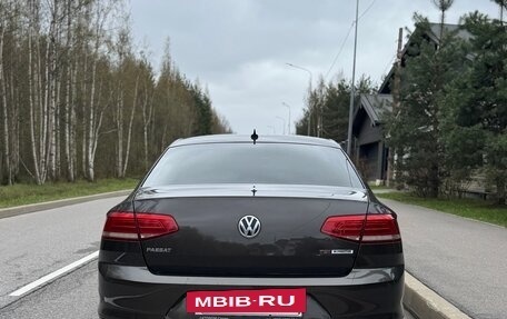 Volkswagen Passat B8 рестайлинг, 2017 год, 2 100 000 рублей, 3 фотография