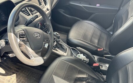 Hyundai Solaris II рестайлинг, 2021 год, 1 480 000 рублей, 5 фотография