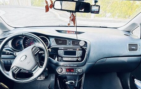 KIA cee'd III, 2015 год, 1 280 000 рублей, 16 фотография