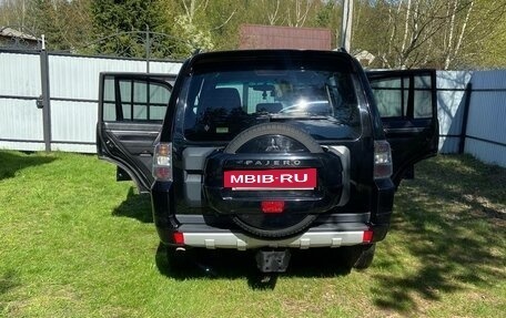 Mitsubishi Pajero IV, 2011 год, 1 915 000 рублей, 8 фотография