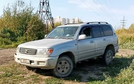 Toyota Land Cruiser 100 рестайлинг 2, 2000 год, 1 200 000 рублей, 3 фотография