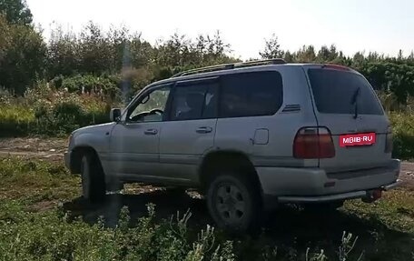 Toyota Land Cruiser 100 рестайлинг 2, 2000 год, 1 200 000 рублей, 4 фотография