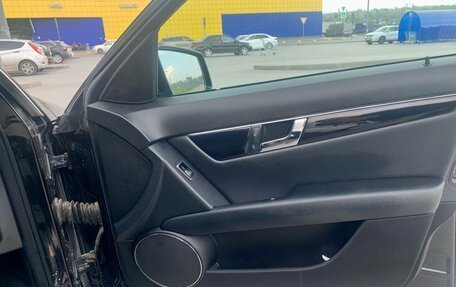Mercedes-Benz C-Класс, 2010 год, 1 150 000 рублей, 14 фотография