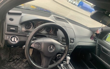 Mercedes-Benz C-Класс, 2010 год, 1 150 000 рублей, 17 фотография