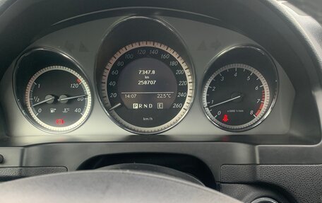 Mercedes-Benz C-Класс, 2010 год, 1 150 000 рублей, 21 фотография