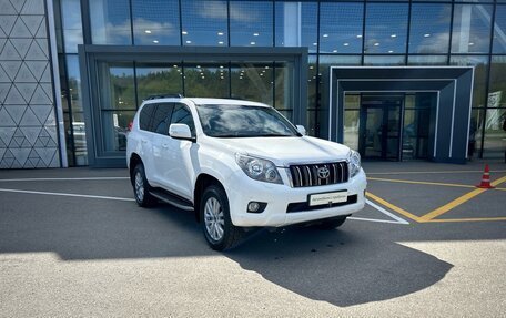 Toyota Land Cruiser Prado 150 рестайлинг 2, 2011 год, 2 500 000 рублей, 2 фотография