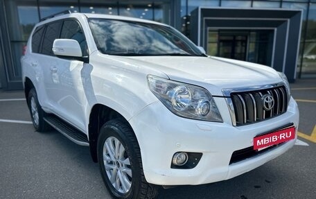 Toyota Land Cruiser Prado 150 рестайлинг 2, 2011 год, 2 500 000 рублей, 3 фотография