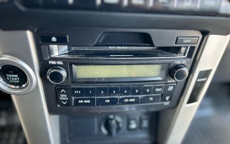 Toyota Land Cruiser Prado 150 рестайлинг 2, 2011 год, 2 500 000 рублей, 16 фотография