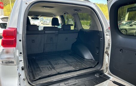 Toyota Land Cruiser Prado 150 рестайлинг 2, 2011 год, 2 500 000 рублей, 18 фотография