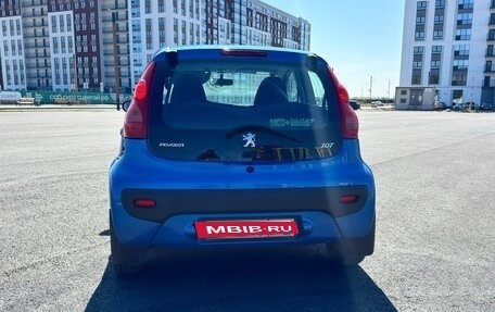 Peugeot 107 I рестайлинг, 2010 год, 460 000 рублей, 5 фотография
