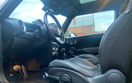 MINI Hatch, 2008 год, 800 000 рублей, 9 фотография