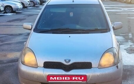 Toyota Vitz, 2001 год, 330 000 рублей, 4 фотография