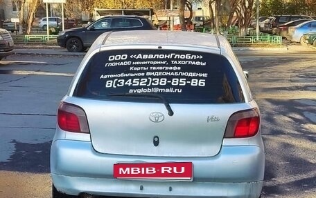 Toyota Vitz, 2001 год, 330 000 рублей, 2 фотография