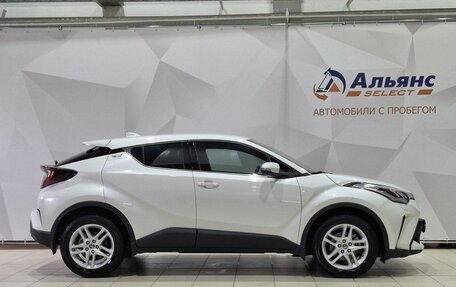Toyota C-HR I рестайлинг, 2019 год, 2 550 000 рублей, 2 фотография