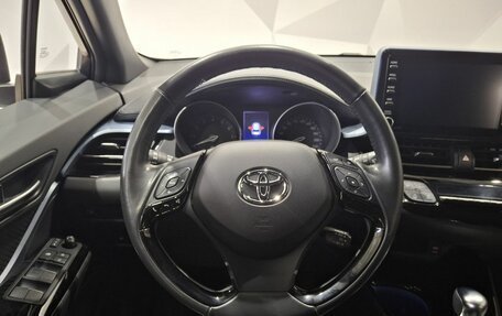 Toyota C-HR I рестайлинг, 2019 год, 2 550 000 рублей, 10 фотография