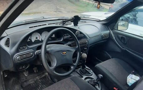 Chevrolet Niva I рестайлинг, 2006 год, 370 000 рублей, 9 фотография