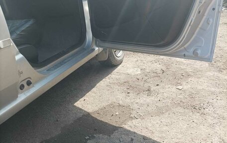 Renault Logan I, 2012 год, 390 000 рублей, 3 фотография