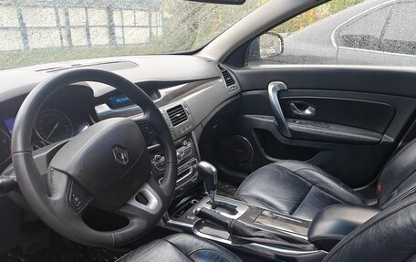 Renault Latitude I, 2011 год, 750 000 рублей, 2 фотография