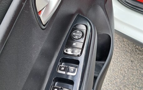 KIA Rio IV, 2017 год, 780 000 рублей, 8 фотография