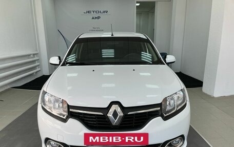 Renault Logan II, 2016 год, 785 000 рублей, 2 фотография