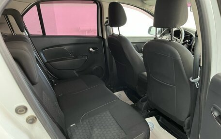 Renault Logan II, 2016 год, 785 000 рублей, 17 фотография