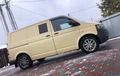 Volkswagen Transporter T5 рестайлинг, 2011 год, 1 600 000 рублей, 4 фотография
