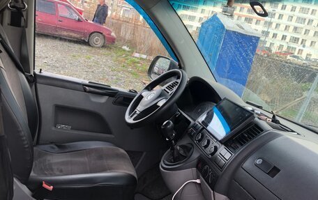Volkswagen Transporter T5 рестайлинг, 2011 год, 1 600 000 рублей, 14 фотография